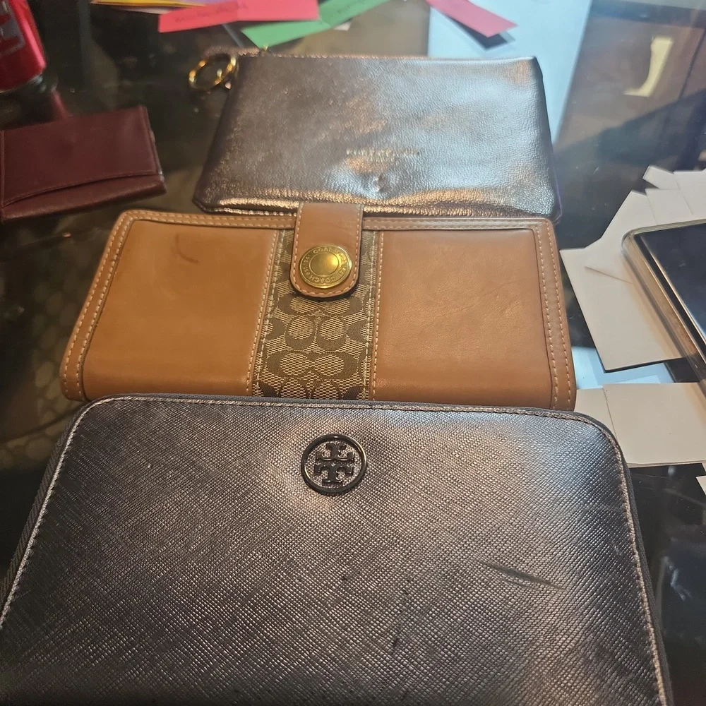 Coach Wallet. - Picture 1 of 1
